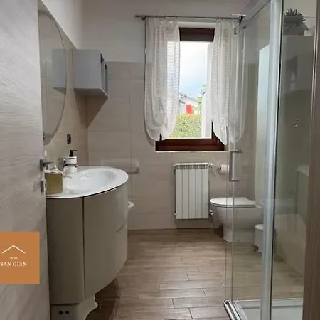 Apartamento Large With Private Garden